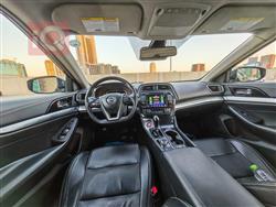 Nissan Maxima